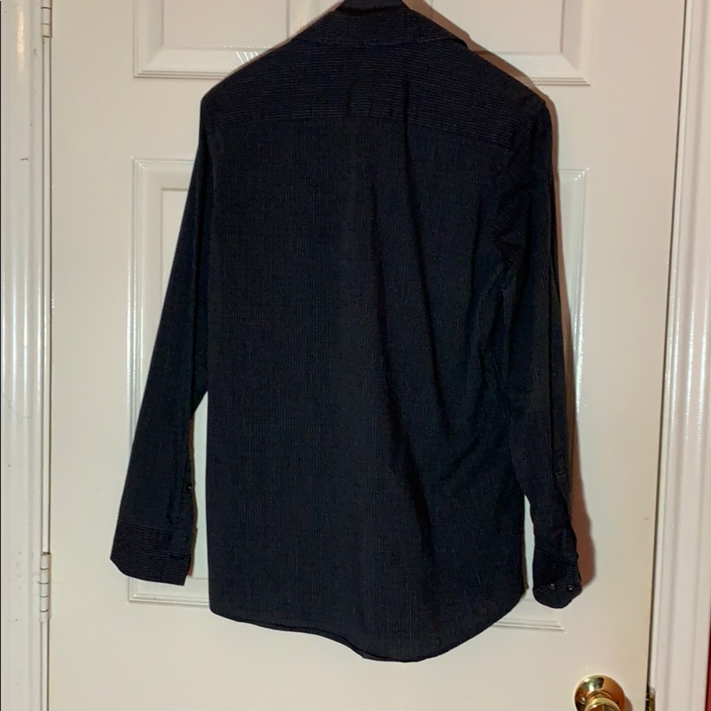Shirt - Picture 4 of 4